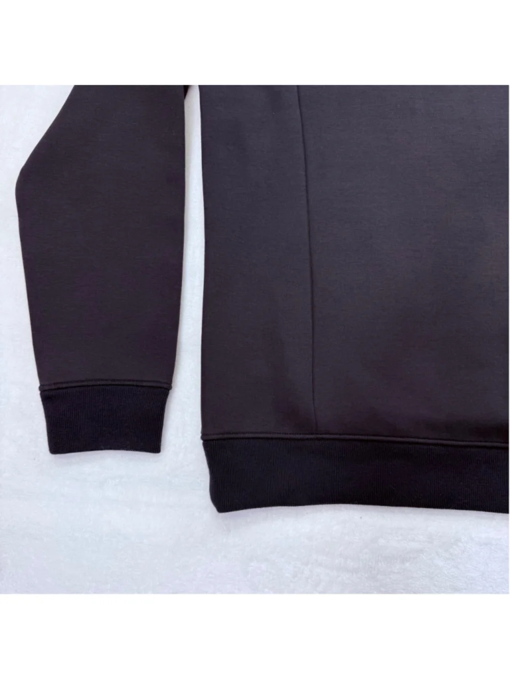 Men's LL Bean Black Hoodie Sweatshirt Medium Regular Slightly Fitted